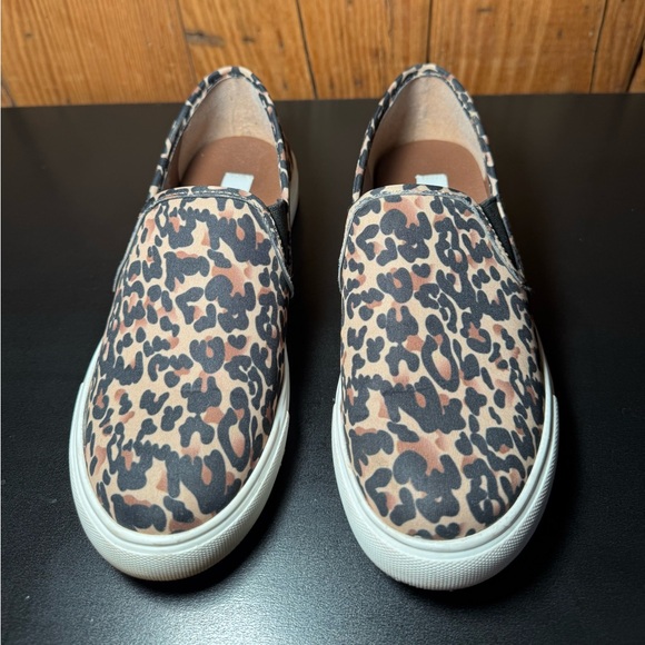 Steve Madden Symba Leopard Slip-On Sneakers Women’s 6.5 - Picture 5 of 12